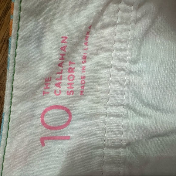 Women’s lily Pulitzer the Callahan short. Colorful short Size 10. 100% cotton - Picture 3 of 4
